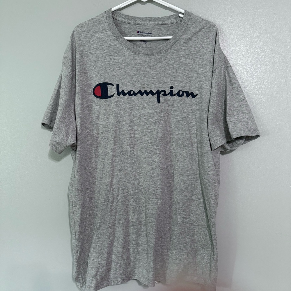 Champion Mens size XL Gray T-Shirt with script logo 659B5